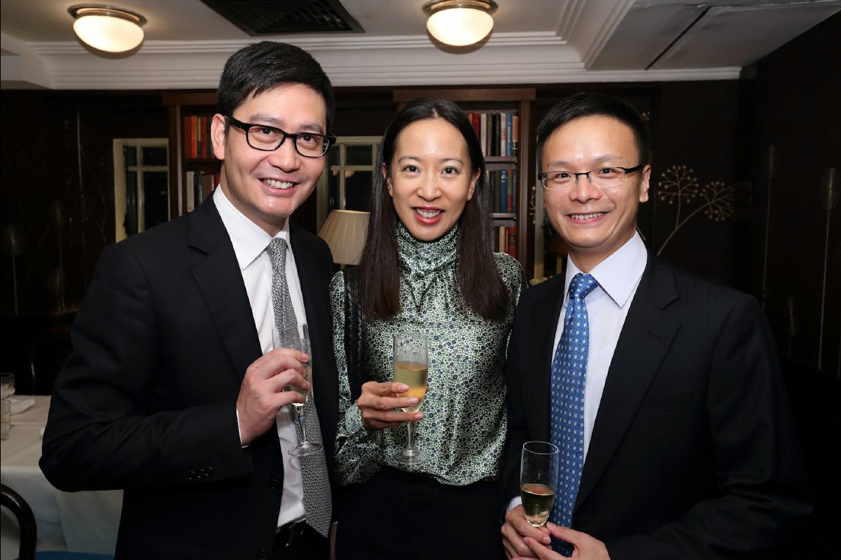 20121105 Trinity Dinner in HK with Sir Gregory Winter21
